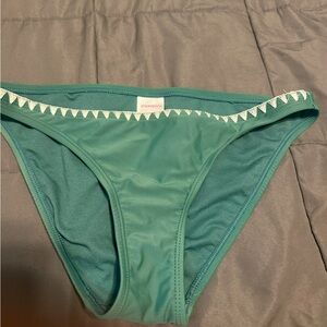 Women’s target xhilaration green bikini bottoms SIZE MEDIUM